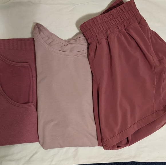 Lululemon Mauve Bundle 6/8 EUC